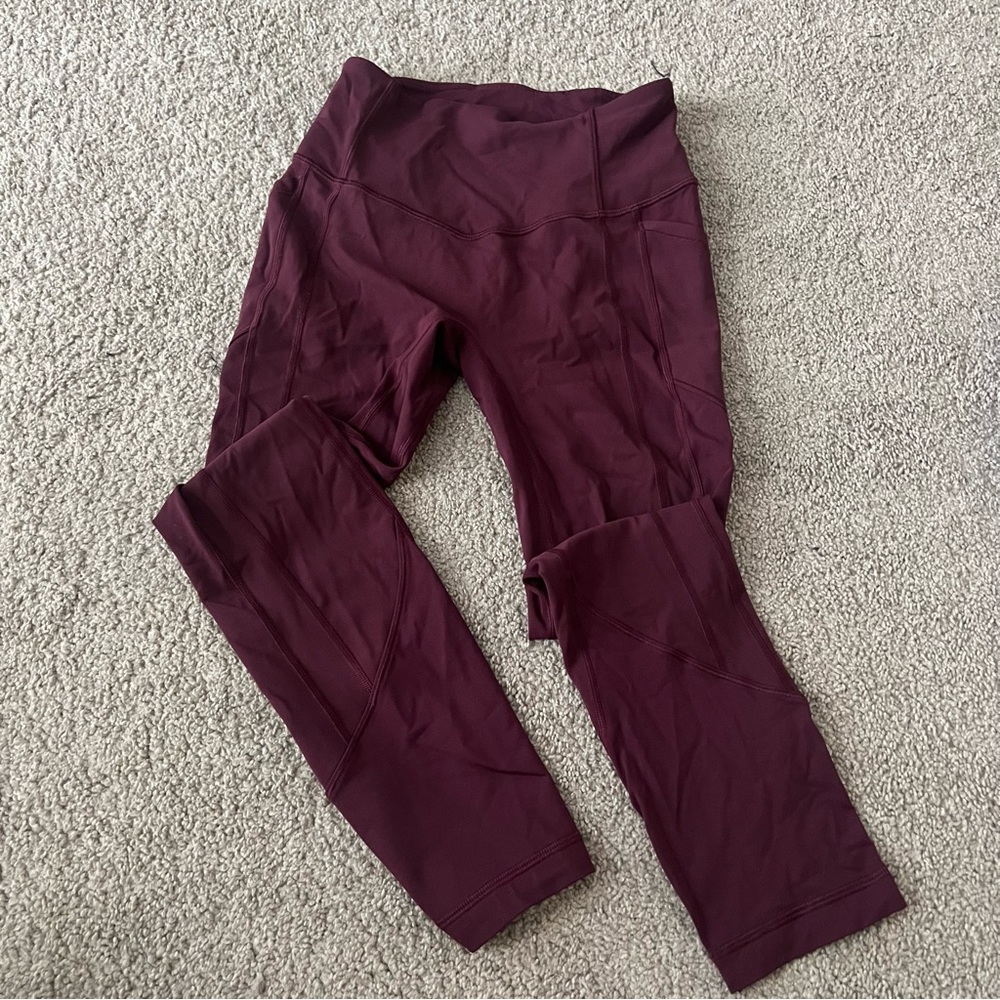 LULULEMON Crop Pants (Pace Rival material)
